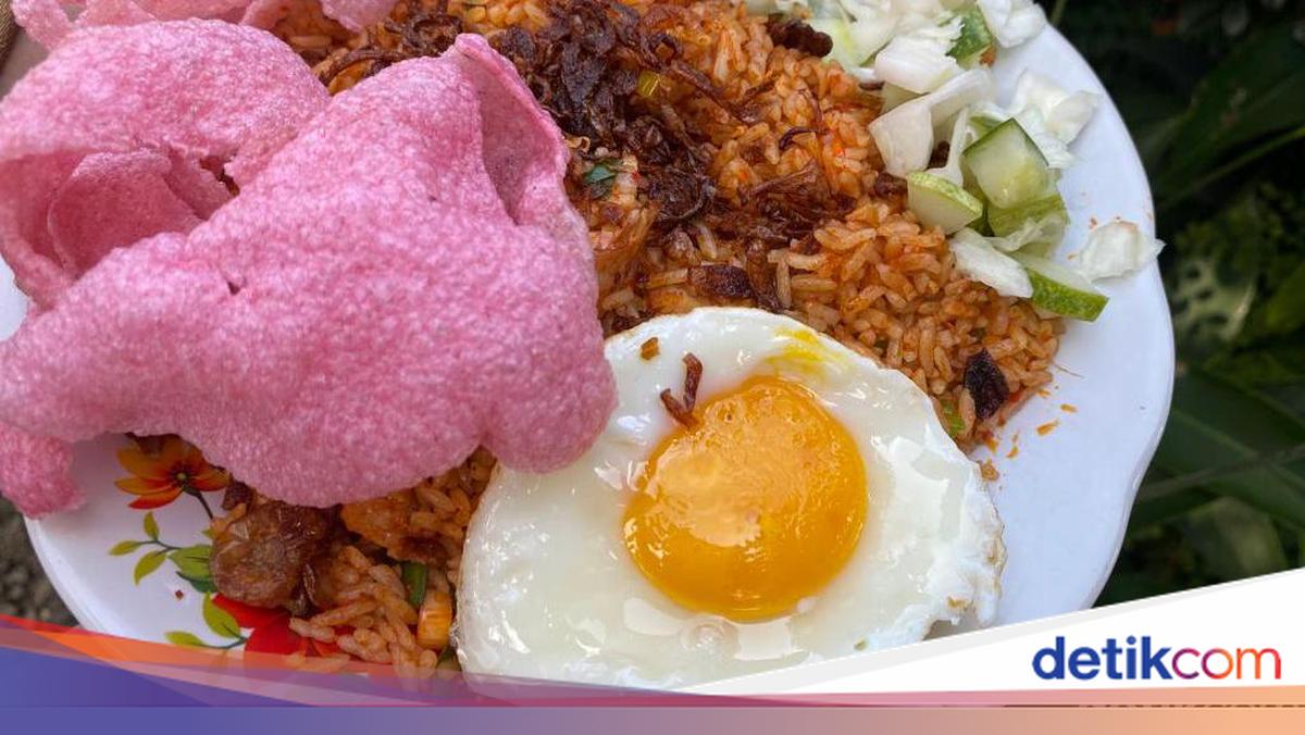 Nasi Goreng Mas Jay: Rasa yang Menggigit Jiwa di Jantung Cilacap